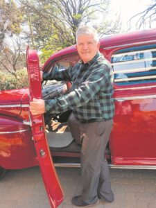 Hoof vier 60 j. met motorpret