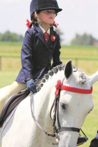 Young equestrian excels