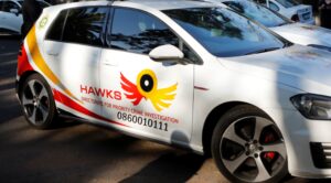 Valke neem politici in hegtenis vir misbruik van geld