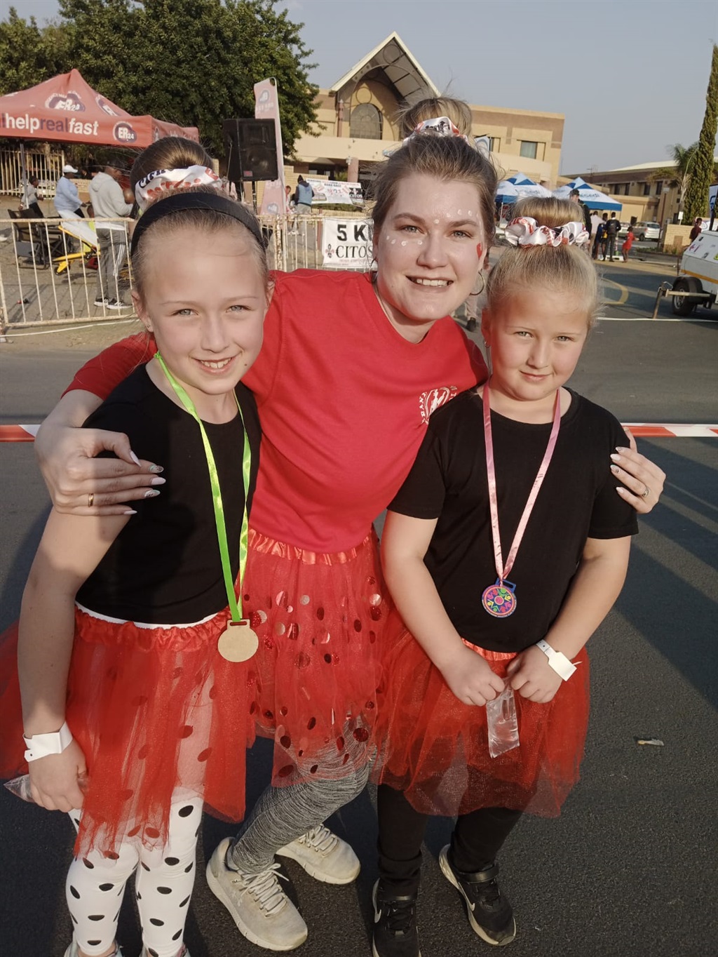 The children who took part in the race received go