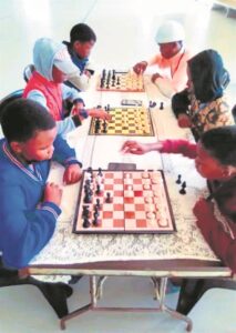 Growth goes on despite setbacks