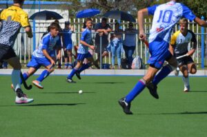 Wesgrow Sentrale Skole Sportreeks: Spelers wys hul slag