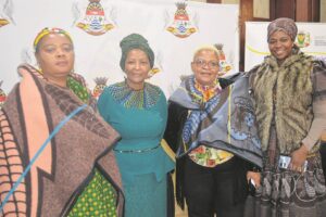 Women raise frustrations at dialogue