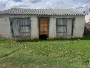 Riool stoot steeds op in wonings in Matjhabeng