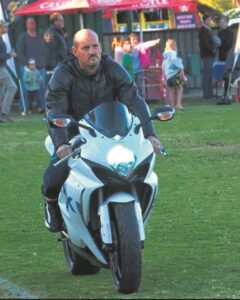 Ontploffing ná botsing eis lewe