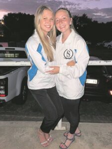 Pak hul reistasse vir dans