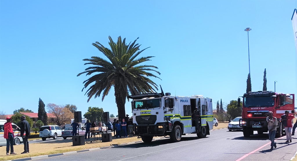 The municipal protest march moved straight through