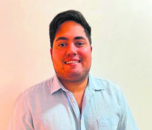 God, drie-enig in alles en almal, verbind volgelinge om die aarde heen