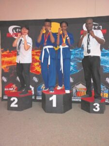 Fighters share stage