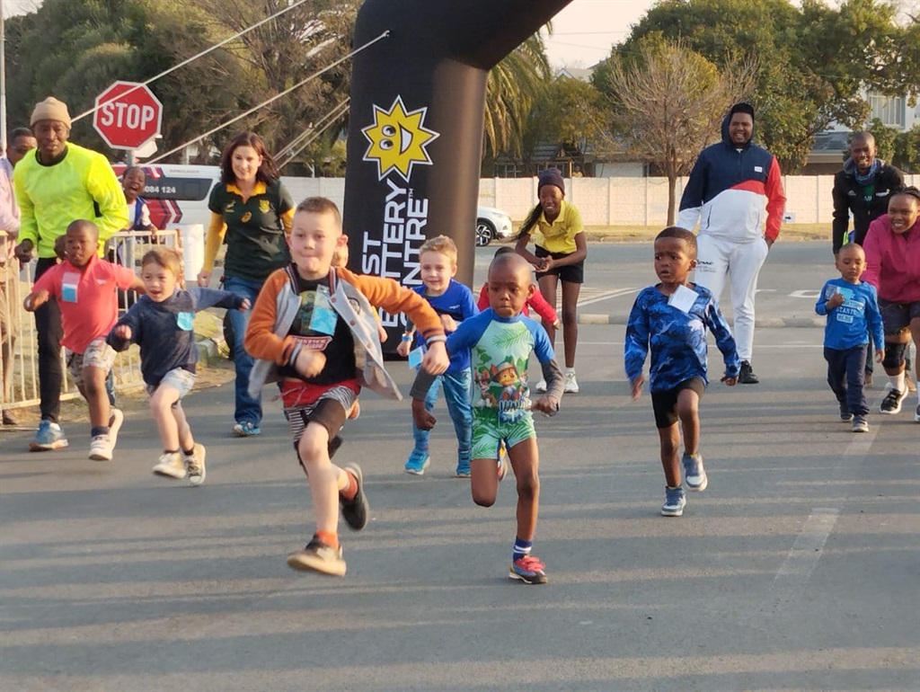 100?m Boys Toddler walk/dash 3–6 years:?Katlego Mo