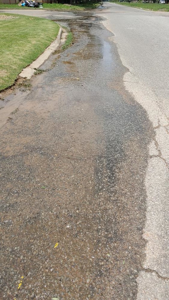 Urgent repairs to water leaks. The municipality mu