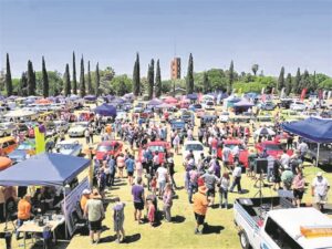 Enjoy interactions with fellow gearheads at exhibition