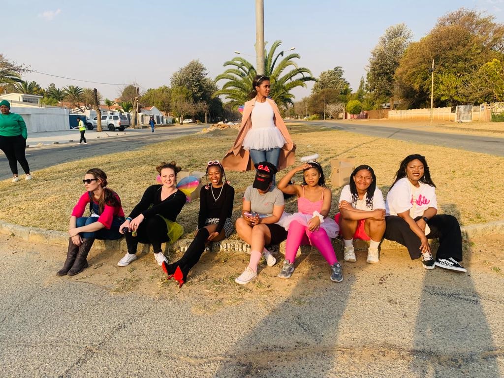 Good friends and fun groups entered the 21st Medic