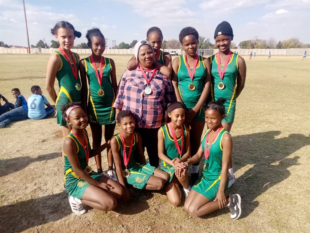 Brenda Olivier coach Bronville Primary School Netb