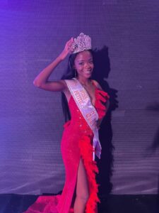 Local beauty takes Miss South Africa Petite