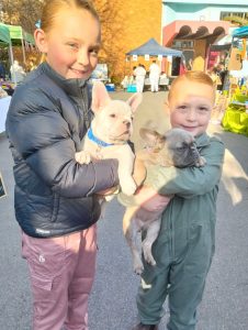 Cuteness overflow at the Winter market