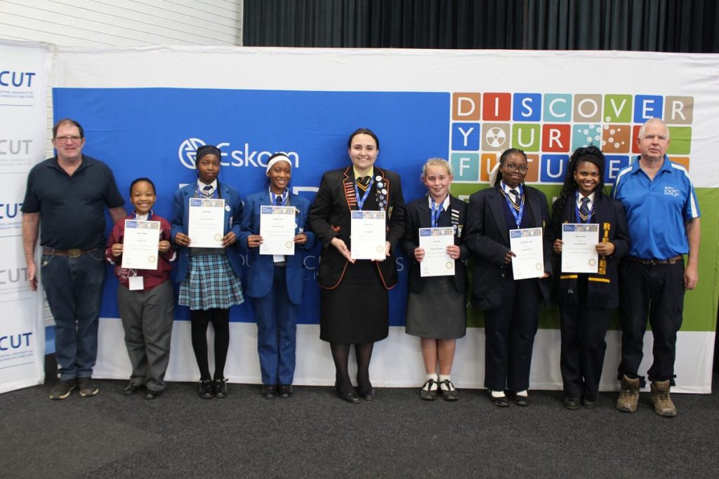The Welkom Regional Eskom Expo for Young Scientists was held at the Central University of Technology (CUT), Free State, in Welkom on Friday and Saturday. With Alastair Smart of the University of Pretoria (left) and Robert Janse van Vuuren of Eskom (right) are some of the gold medal winners. From the left are Luphawo Nyubatyha (Saint Anne's PTHS), Aphiwe Ndlovu (St Andrew's), Tshegofatso Seane (St Andrew's), Calista Gerber (Welkom-Gimnasium), Janet de Wet (Diepfontein Christian School), Retshedisitswe Setlaelo, Reanetse Morabe (both of the Riebeeckstad High School).  