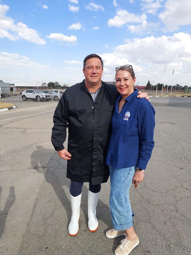 John Steenhuisen and Coreen Malherbe during the Welkom visit. 