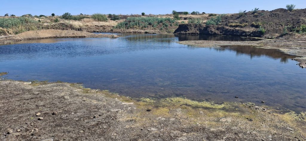 Hennenman and Phomolong residents face chronic water restrictions for over 18 months due to mismanagement, leaks, and municipal debt.