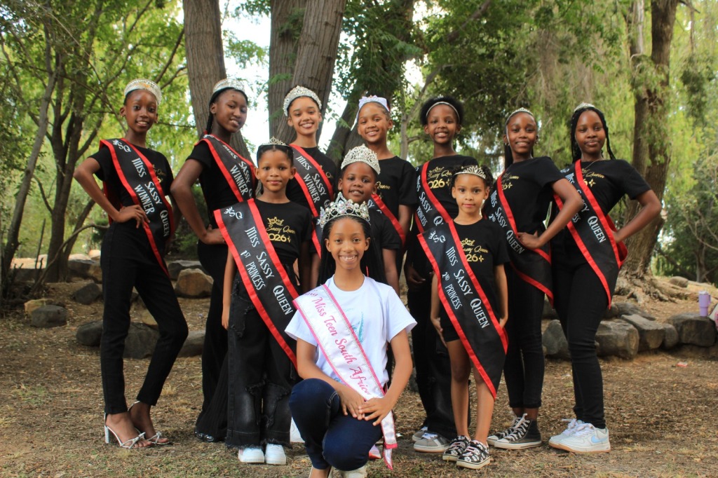 Shivani Williams  (12) hosted  her first beauty  pageant  Mr & Miss Sassy Queen 2026.The event took  place at  the Goldfields  Casino  hall on the 31 January. 