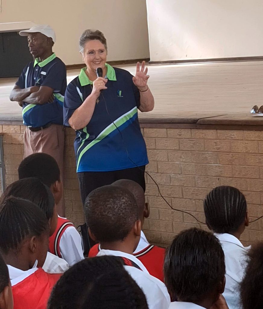 Joline Delport of the Free State Care in Action (VVA) branch Goudrif in Welkom, with Annemarie van Wyk of the South African National Council on Alcoholism and Drug Dependence (Sanca) in Welkom, did a presentation on 5 March at the Rheederpark Combined School. Leaners were informed about substance abuse and how it delays your ability to reach your goals. Here is Delport with Andries Mokoena (VVA Welkom), addressing learners.