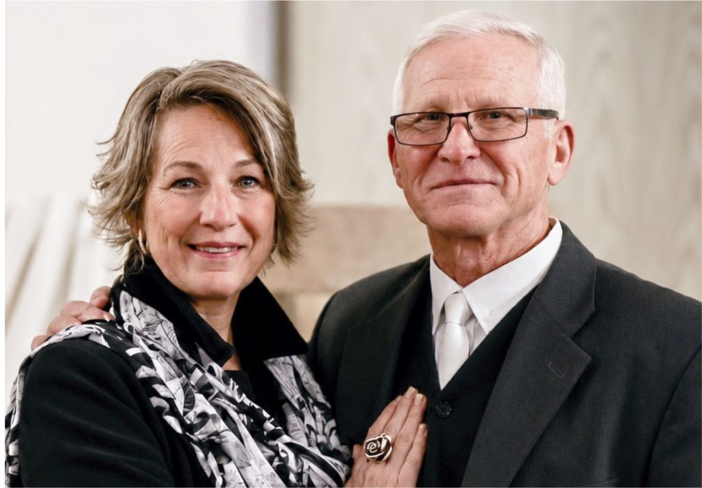 Heidi en ds. Philip Mc Laren, gemeenteleraar van die NG Kerk Bedelia