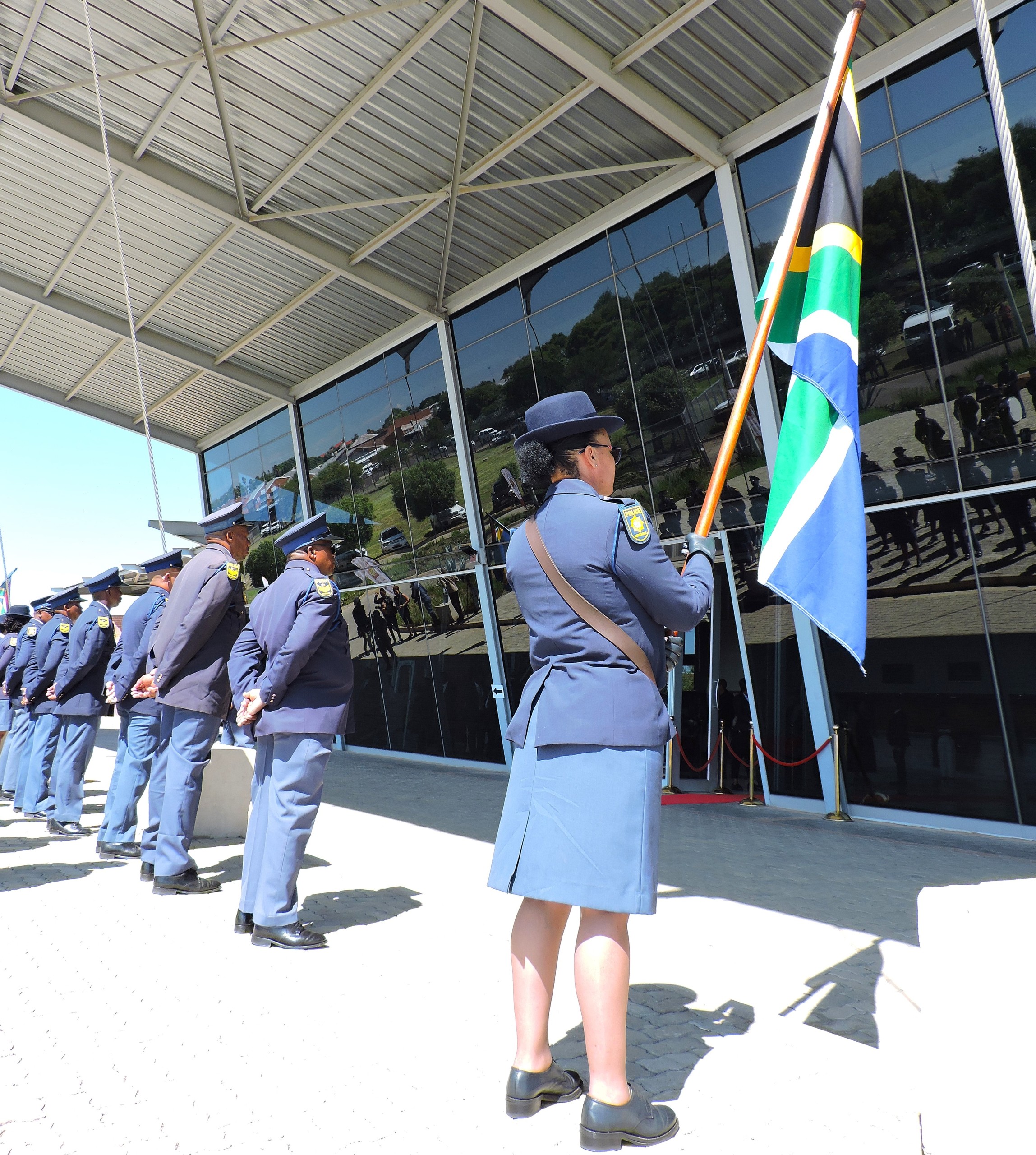 Over 300 000 registrations recorded as SAPS recruitment drive gets momentum