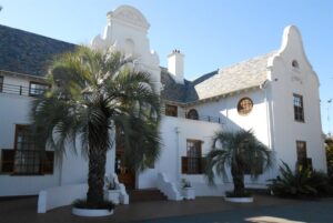 Time running out: Artists offered golden opportunity to exhibit in prominent Bloemfontein art museum
