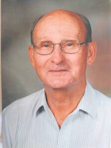 Geliefde sakeman van Bhm ter ruste gelê
