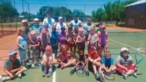 Tennis kliniek in Bethlehem gehou