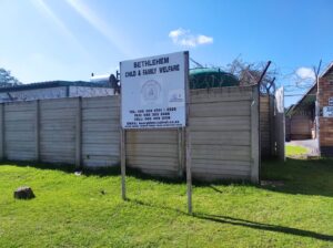 Wees ’n Samaritaan en help die kinders