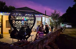 Sprokiesdorp wil stemme werf