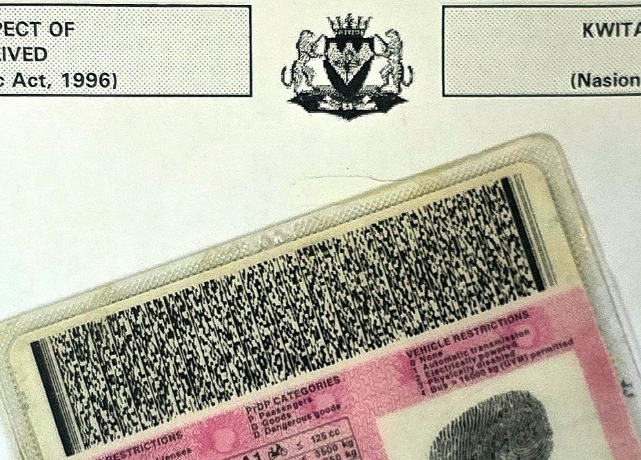 Inwoners van Heilbron in die Vrystaat is ontstoke oor die jarelange sluit van die dorp se lisensiekantoor wat hulle verplig om by naburige dorpe hul lisensies uit te neem.