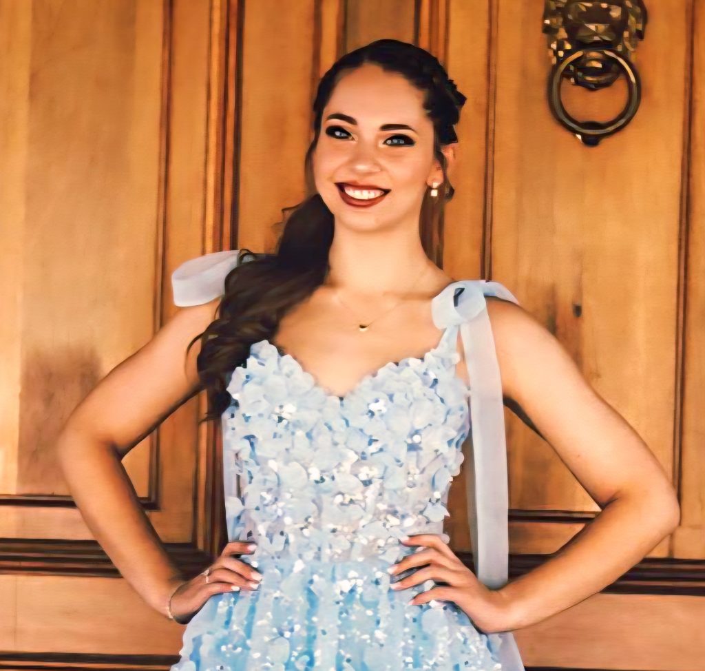 Die Hoërskool Trio in Kroonstad se topmatrikulant is Samantha Mynhardt met agt onderskeidings.