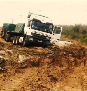 Pipeline construction makes R720 road dangerous for use