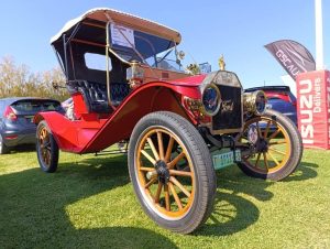 Celebrate Youth Day at Cars in the Park