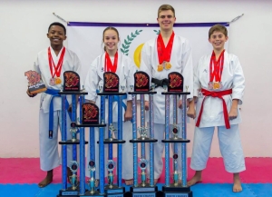 Karatekas skitter in kampioenskap