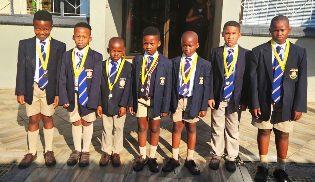 Linomtha Primary School’s victorious Under-9 boys’ chess team, who were crowned Free State provincial champions at the 2026 Top Schools Chess Tournament in Bloemfontein on Friday, 9 October. The team members are Shalom Moloi, Onalerona Monei, Khensani Baloyi, Kganya Tladi, Siyabonga Malaka, Kayden Crouch and Oreratile Sello. Photo:Supplied