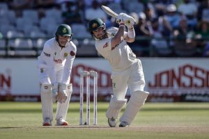 Australia edge ahead as Inglis and Carey frustrate Proteas