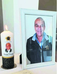 Hermanus se paaltjie val . . .