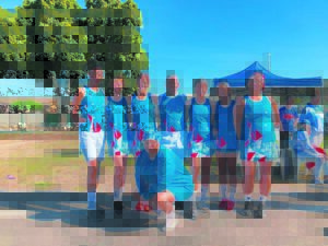 Vrouedag met netbal-oorwinning gevier