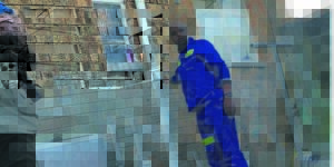 Opknappings aan woonstelle vorder