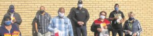 Mayor hands out 3 000 masks in Atlantis   – 5