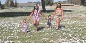 Blommetjie gedenk aan my . . .