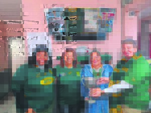 Polisievroue onder die wat spog met hul Bok-kleure