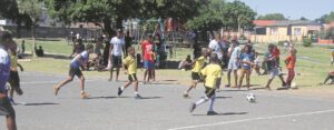 Sport hou kinders op regte pad