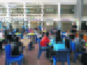 Kinders, ouers leer saam