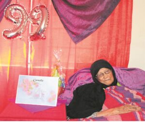 Ouma vier 99 jaar