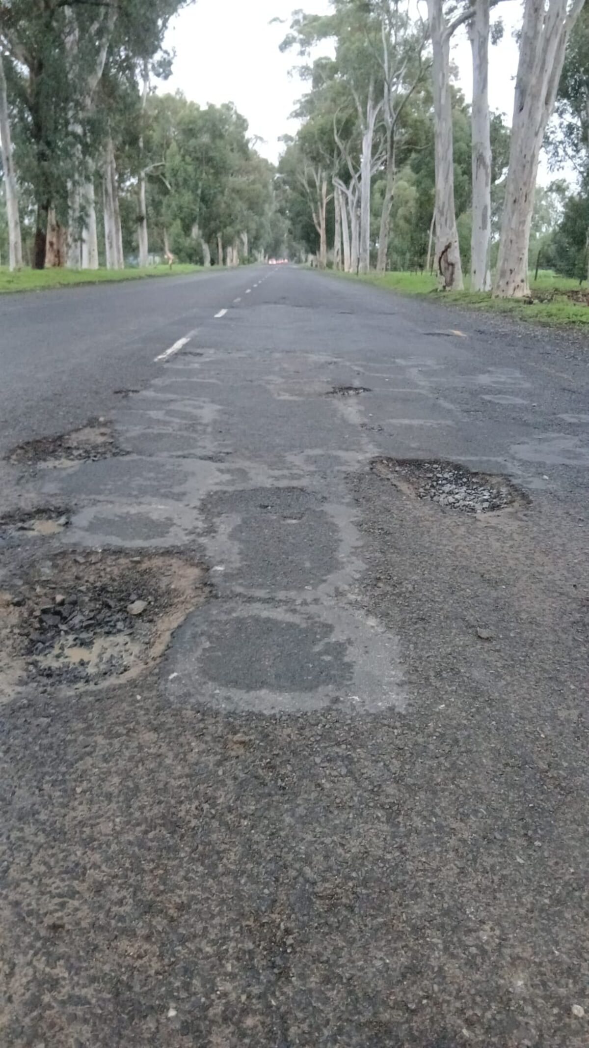 Motoriste slaggatvol ná reën