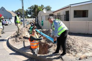 Atlantis beleef rekordjaar vir nuwe waterpypleidings